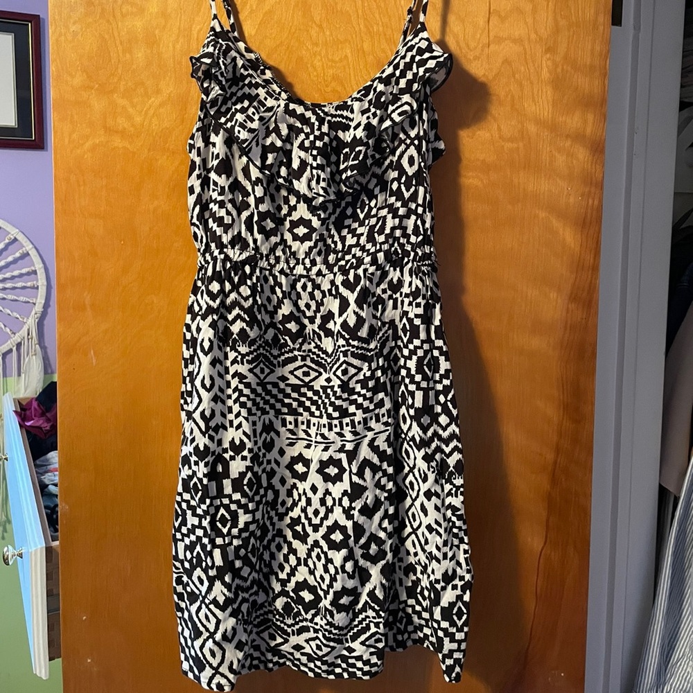 Abstract pattern mini dress